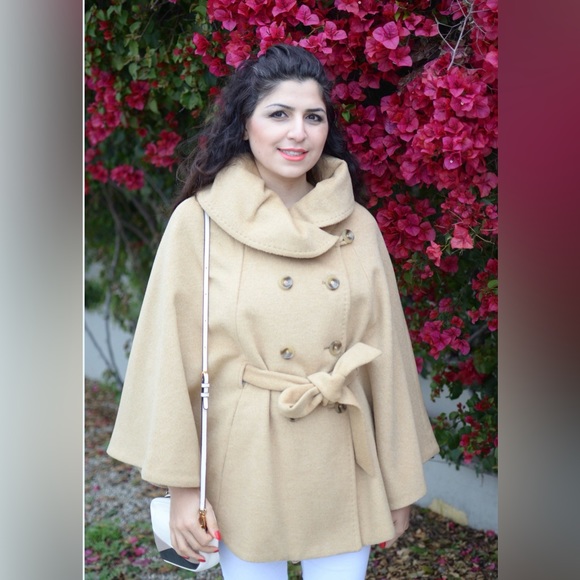 Calvin Klein Jackets & Blazers - Calvin Klein Jackets & Coats Calvin
Klein Womens Tie Front Wool Cape SIZE L/XL